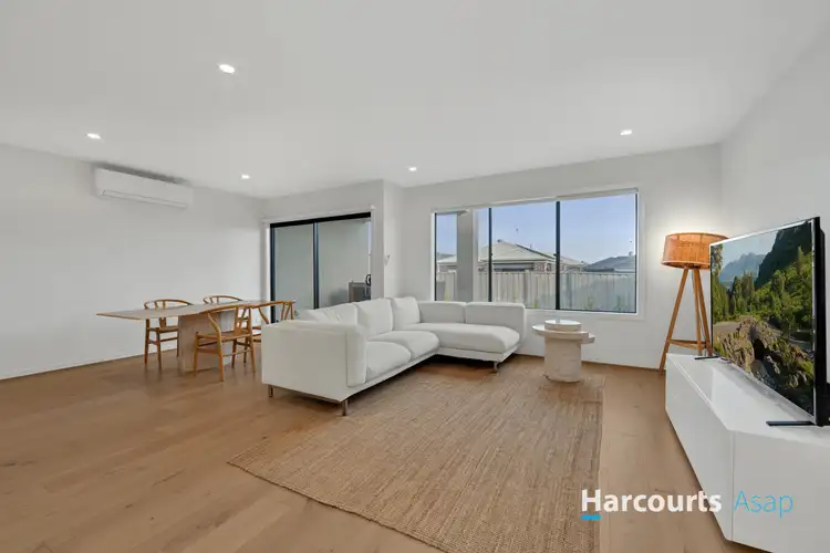 Fourth view of Homely unit listing, 27 Kinross Parade, Clyde North VIC 3978