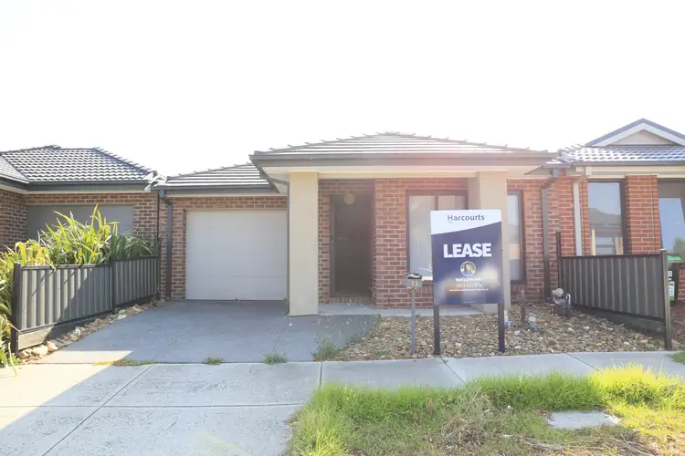 Second view of Homely house listing, 11 Booyong Street, Craigieburn VIC 3064