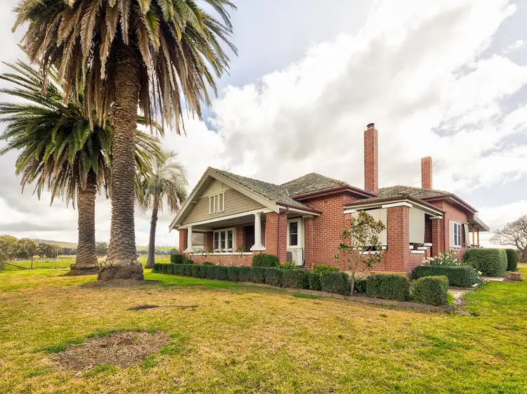 86 Racecourse Lane, "Barbary", Cootamundra NSW 2590