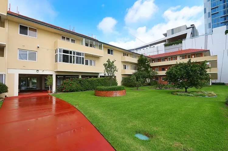 45 Adelaide Terrace