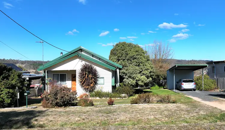 30 Chusan Street, Bombala NSW 2632