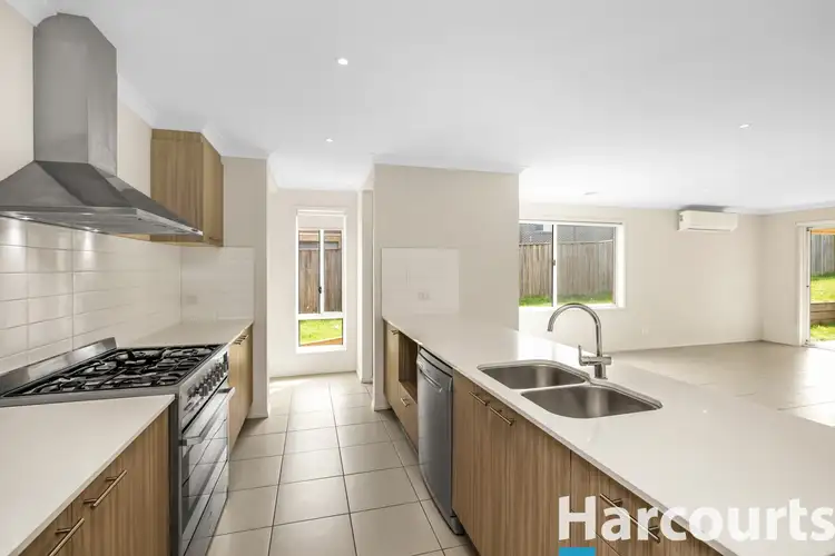 Fifth view of Homely house listing, 17 Warwick Way, Drouin VIC 3818
