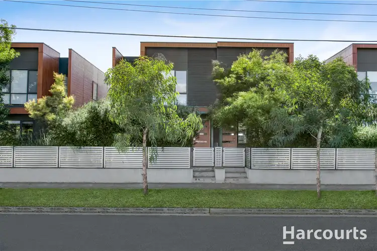 3/2 Walter Street, Hadfield VIC 3046