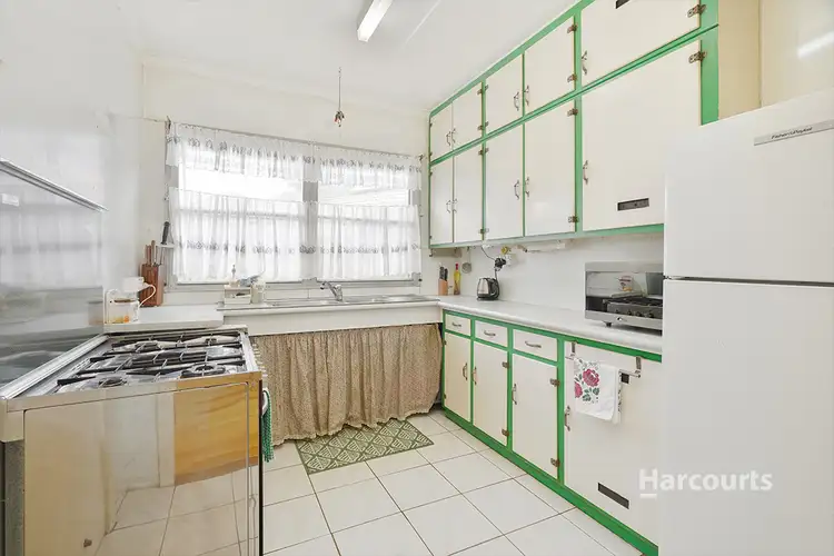 Fifth view of Homely house listing, 17 Laurina Court, Doveton VIC 3177