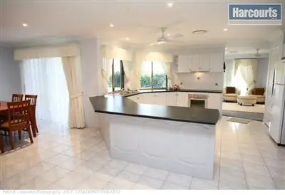 32 Windjammer Circuit, River Heads QLD