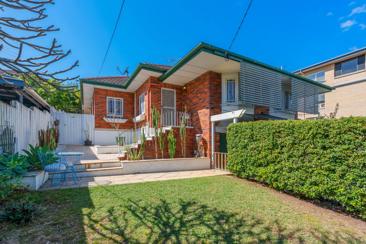 Main view of Homely townhouse listing, 1/575 Sandgate Road, Clayfield QLD 4011