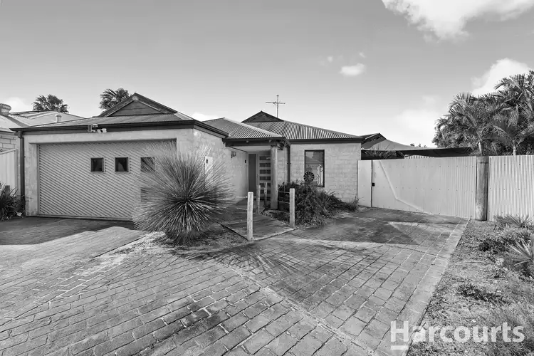 4 Heyerdahl Way, Dudley Park WA 6210