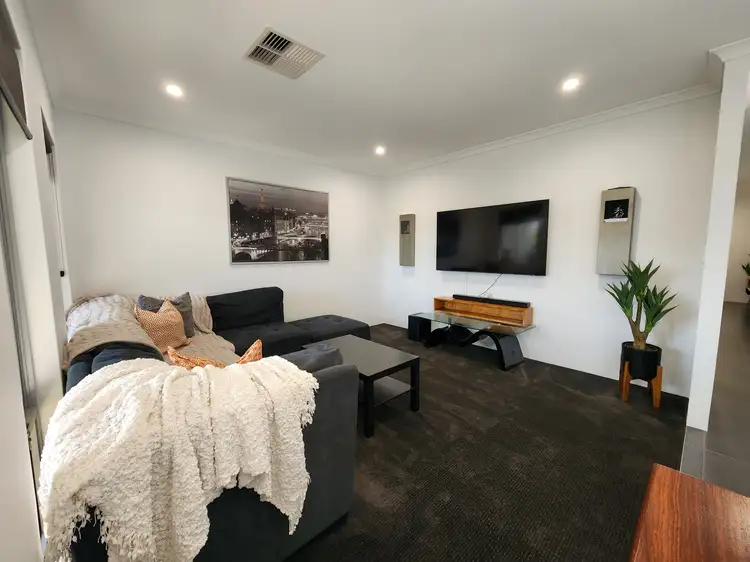 Fifth view of Homely house listing, 6 Hidcote Way, Pearsall WA 6065