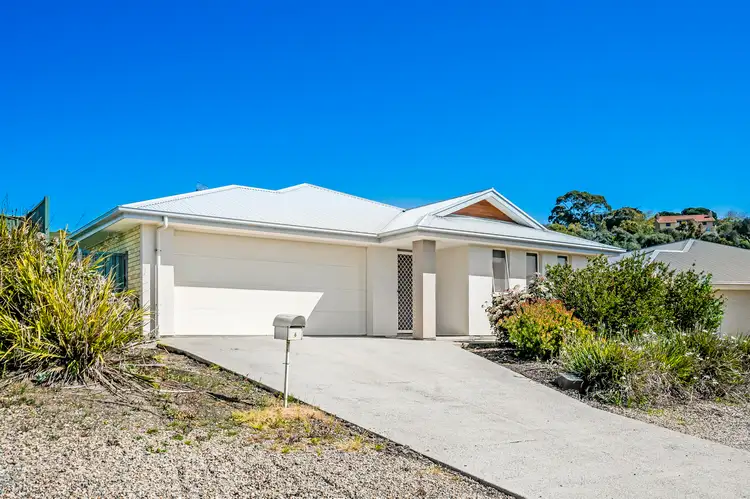 6 Cameron Court, Encounter Bay SA 5211