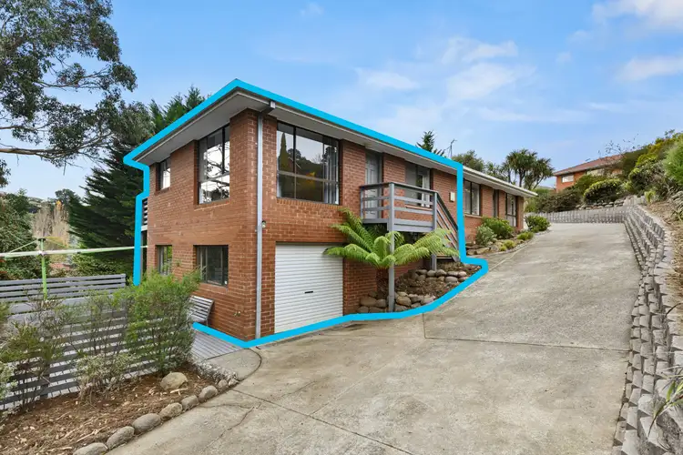 2/31 Sharps Road, Lenah Valley TAS 7008