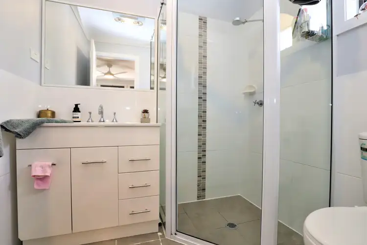 Sixth view of Homely house listing, 8 Bethany Place, Cootamundra NSW 2590