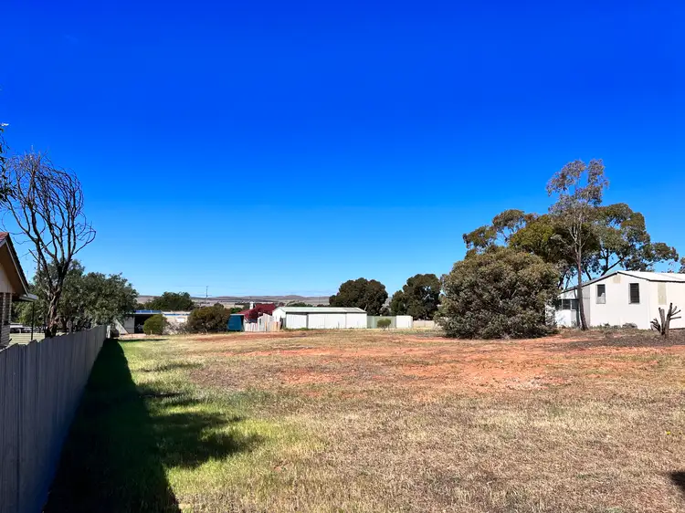 19 Railway Street, Peterborough SA 5422
