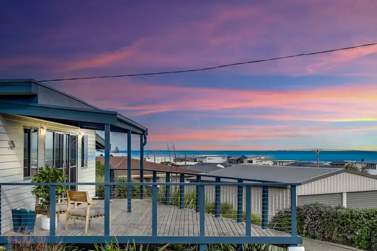 2 Pym Street, Middleton SA 5213