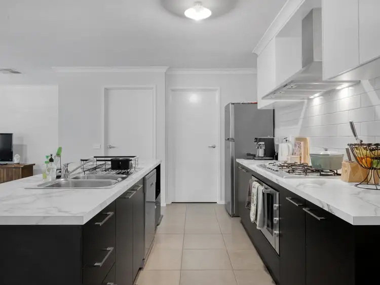 Third view of Homely house listing, 6 Tussock Court, Wangaratta VIC 3677