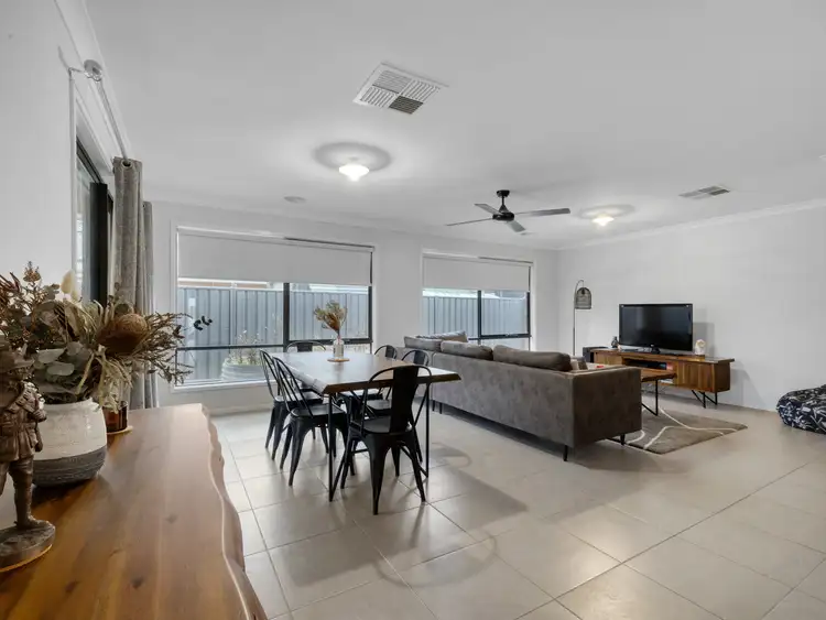 Fifth view of Homely house listing, 6 Tussock Court, Wangaratta VIC 3677