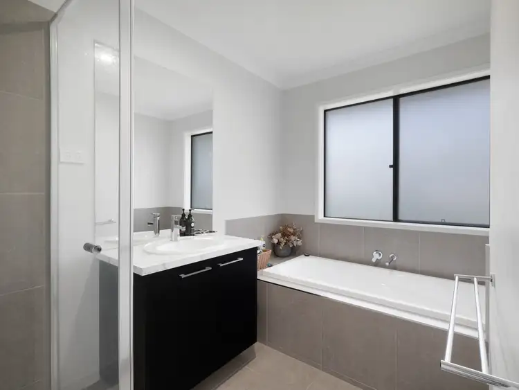 Sixth view of Homely house listing, 6 Tussock Court, Wangaratta VIC 3677