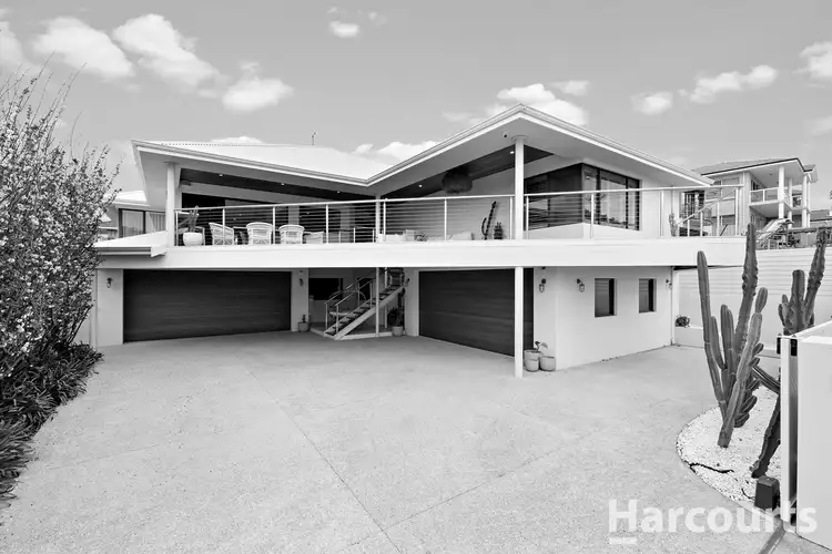 39 Leighton Road, Halls Head WA 6210