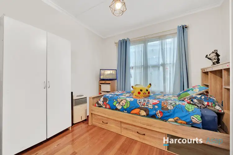 Fourth view of Homely house listing, 18 Laurina Court, Doveton VIC 3177