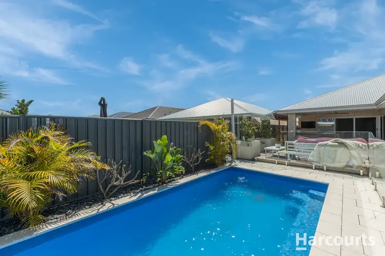 15 Azolla Street, Banksia Grove WA 6031