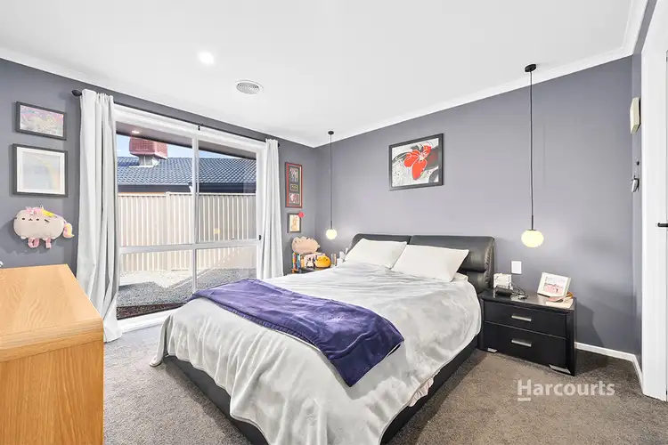 Sixth view of Homely house listing, 2/5 Lara Court, Hallam VIC 3803