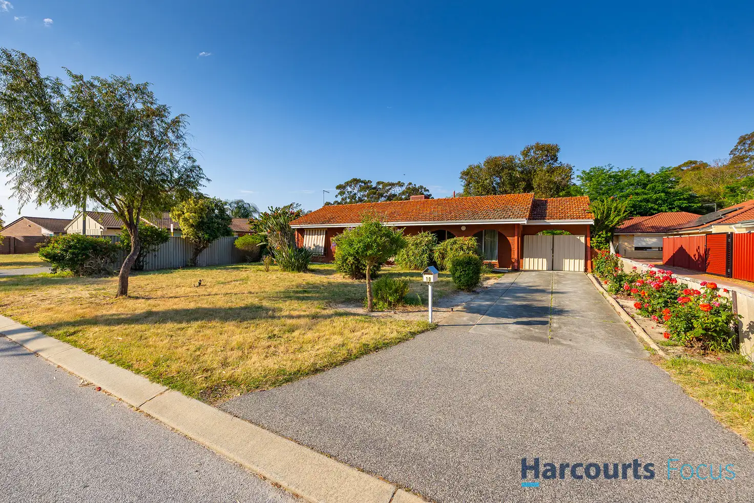 Main view of Homely house listing, 10 Toorak Road, Armadale WA 6112