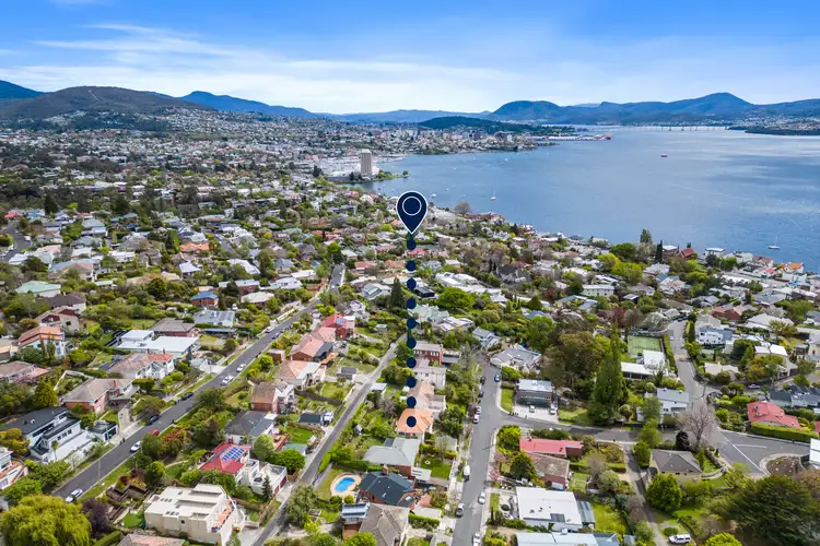 7 Lauramont Avenue, Sandy Bay TAS 7005