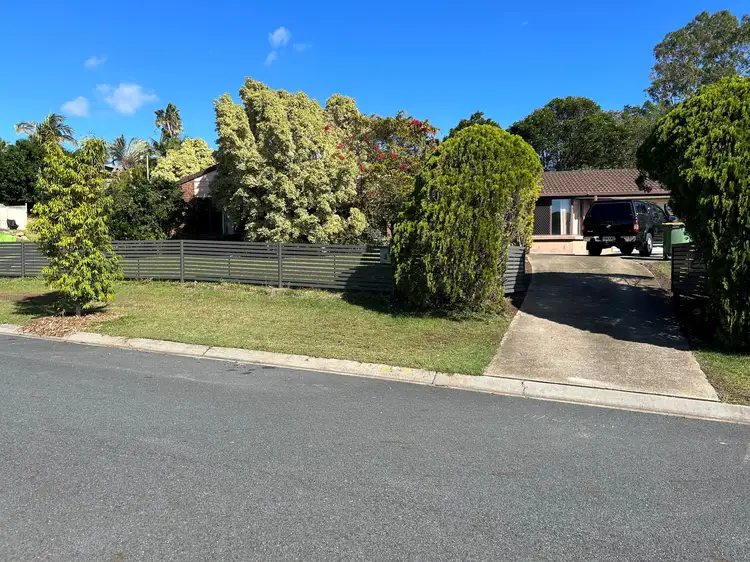 Second view of Homely house listing, 3 Sue Court, Highland Park QLD 4211