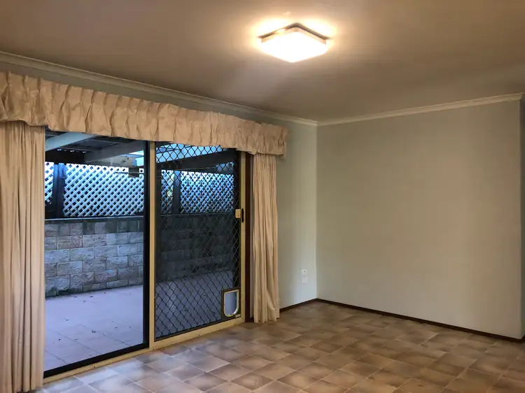 Sixth view of Homely house listing, 3 Sue Court, Highland Park QLD 4211