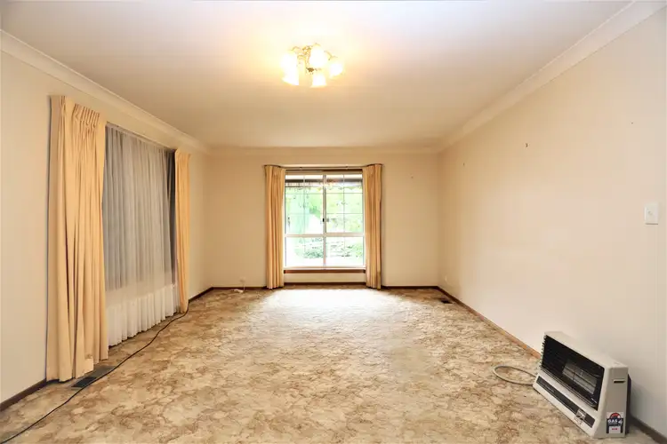 Fifth view of Homely house listing, 17 Williams Avenue, Cootamundra NSW 2590