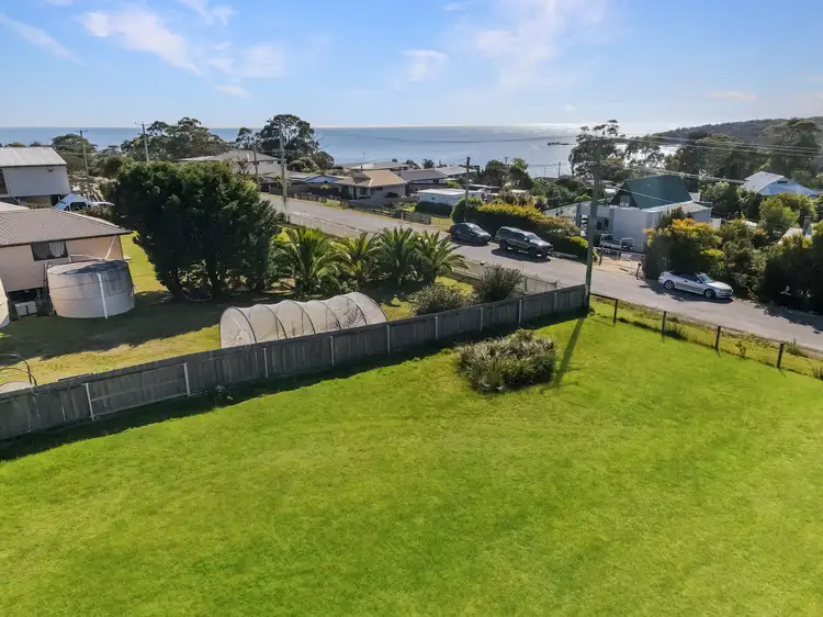 19 Felmingham Street, Binalong Bay TAS 7216