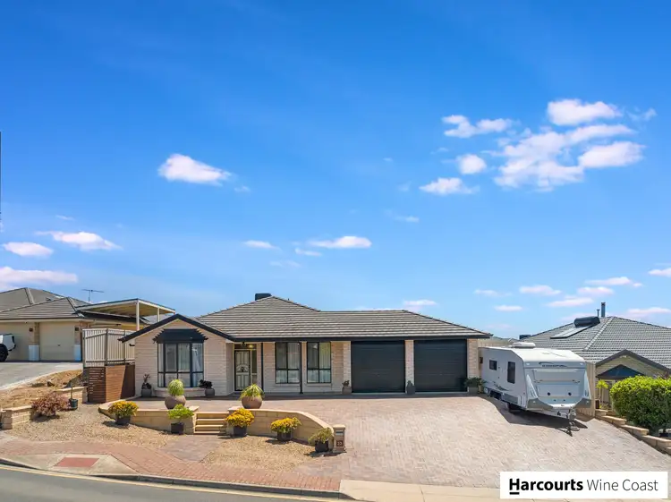33 Esperance Boulevard
