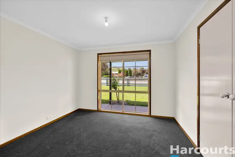 Fifth view of Homely house listing, 17 Adam Court, Drouin VIC 3818