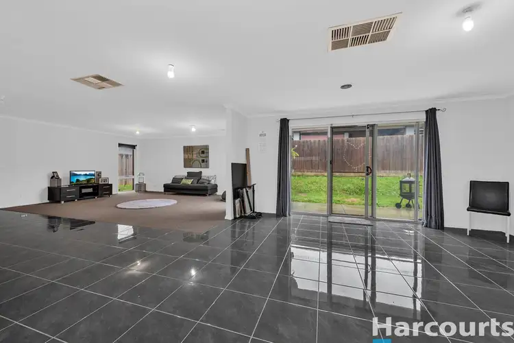 Fifth view of Homely house listing, 20 Buscombe Crescent, Drouin VIC 3818