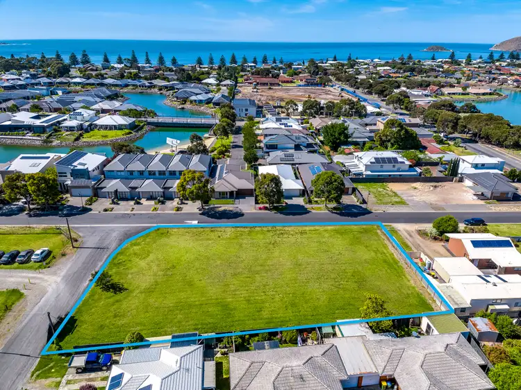 1-5 Tregonning Street, Victor Harbor SA 5211
