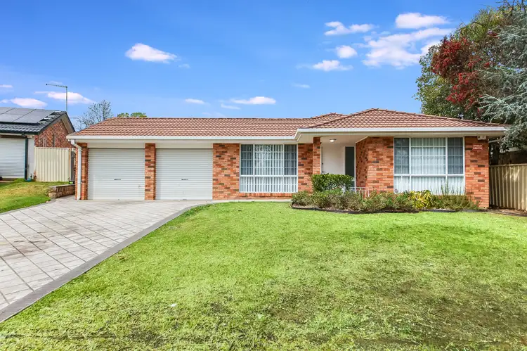 8 Kintyre Place, St Andrews NSW 2566