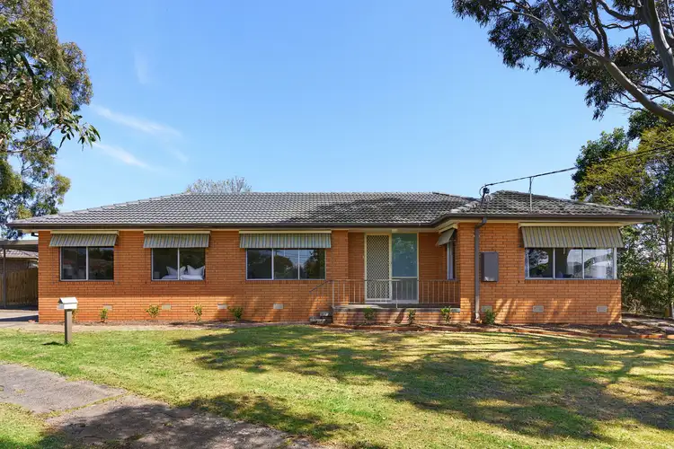 Second view of Homely house listing, 9 Almora Close, Frankston VIC 3199