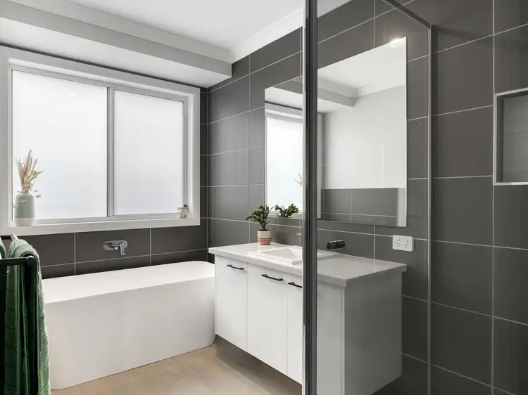 Fifth view of Homely house listing, 19 Thurles Avenue, Wangaratta VIC 3677