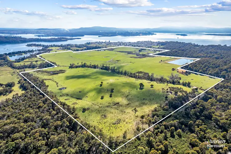 . Mainwaring Street, Beauty Point TAS 7270