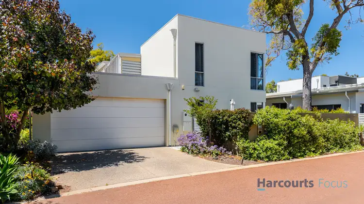 Second view of Homely house listing, 11 Whimbrel Crescent, Coodanup WA 6210