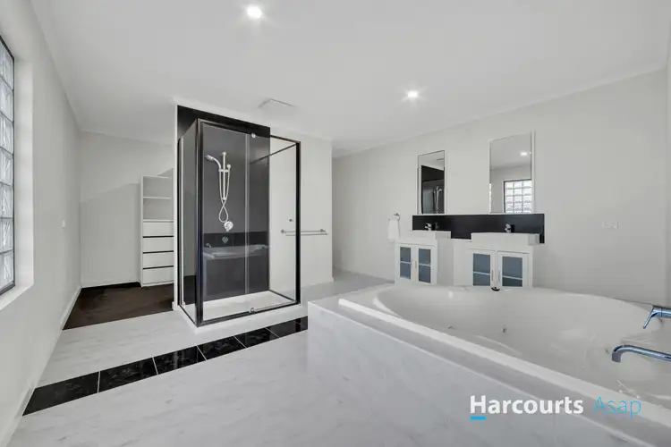 Fourth view of Homely house listing, 3 Lakeside Drive, Sandhurst VIC 3977