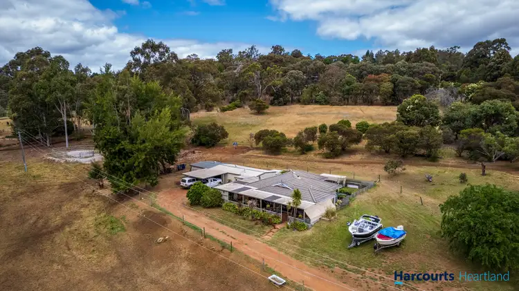 3 Rokewood Heights, Kangaroo Gully WA 6255