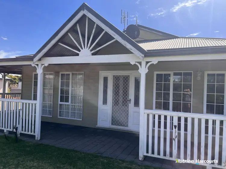 Second view of Homely house listing, 6 Curlew Way, Wickepin WA 6370