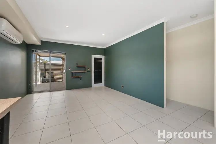 Fifth view of Homely house listing, 2 Thornbill Crescent, Coodanup WA 6210