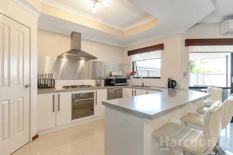 45 Vancouver Parade, Wanneroo WA 6065