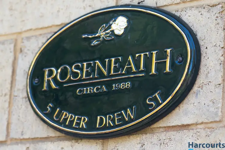 5 Upper Drew Street