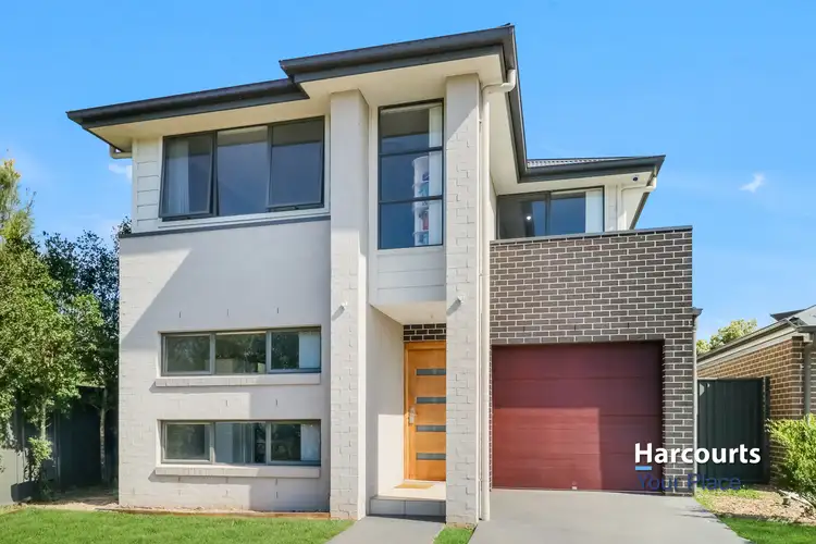 23 Barrow Circuit, Jordan Springs NSW 2747
