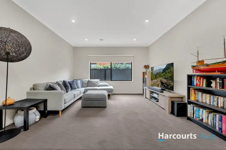 Fourth view of Homely house listing, 6 Wilkiea Crescent, Cranbourne North VIC 3977