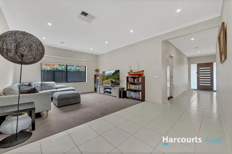 Fifth view of Homely house listing, 6 Wilkiea Crescent, Cranbourne North VIC 3977