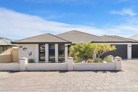 14 Auckland Way, Hocking WA 6065