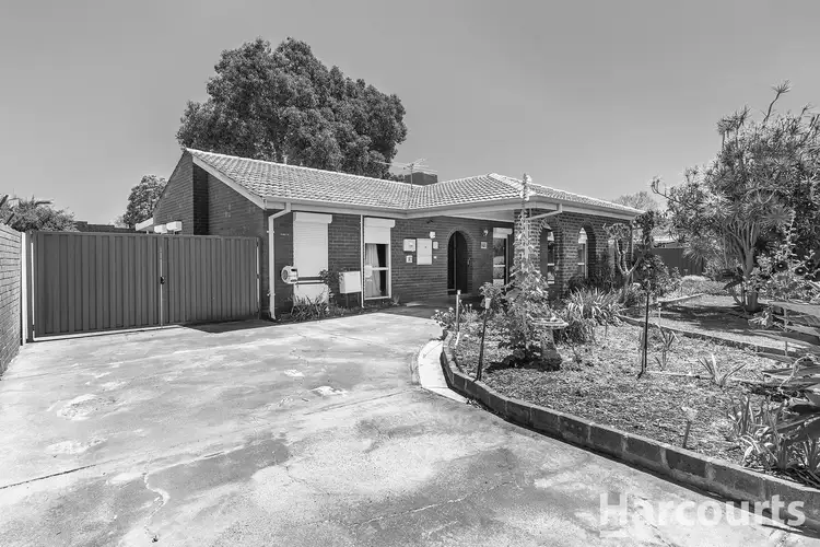 21 Marlow Way, Thornlie WA 6108